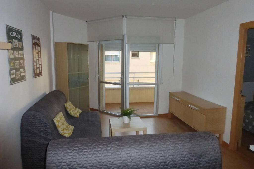 Apartamento A 1ª Linea De Mar, Vilafortuny กัมบริลส์ ภายนอก รูปภาพ