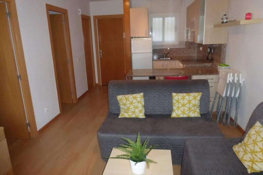 Apartamento A 1ª Linea De Mar, Vilafortuny กัมบริลส์ ภายนอก รูปภาพ