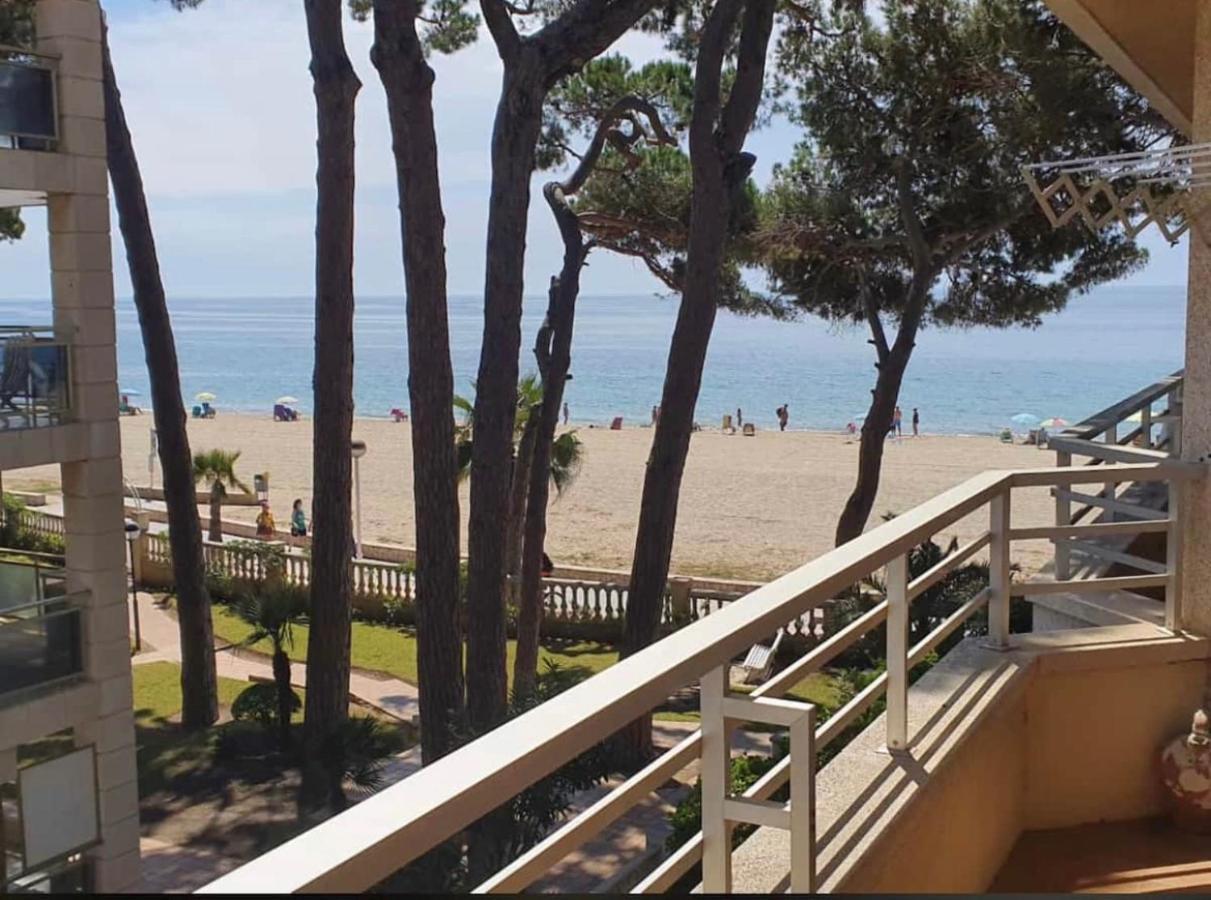 Apartamento A 1ª Linea De Mar, Vilafortuny กัมบริลส์ ภายนอก รูปภาพ
